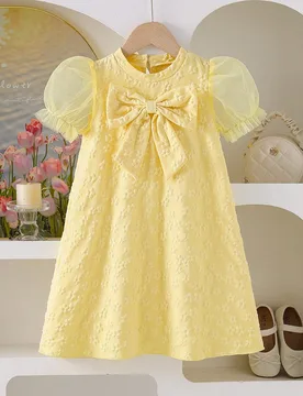 Elegante vestido casual de moda coreano dulce y lindo con cuello redondo de tela de jacquard 3D con lazo, manga abullonada y silueta evasé, adecuado - Shein - FashionsVida