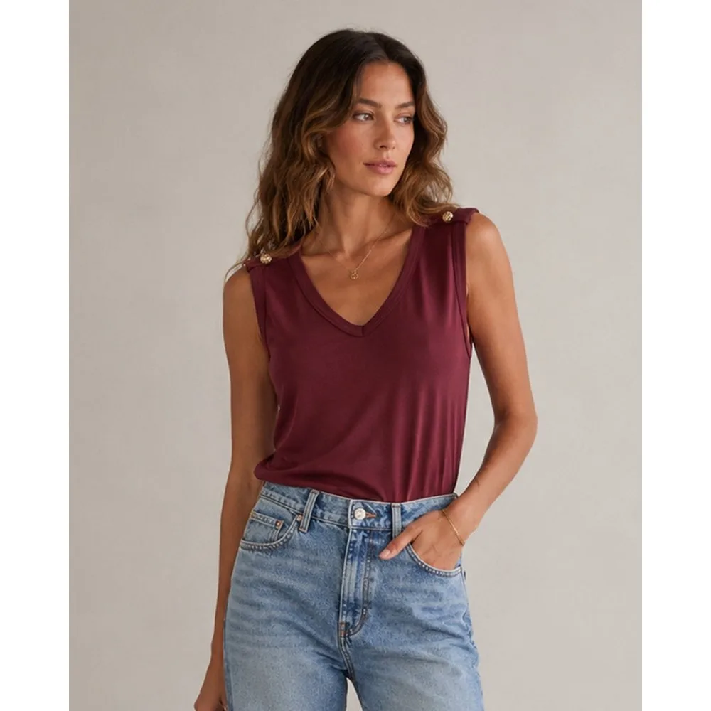 Top mujer sin mangas con escote de pico - Vila - FashionsVida