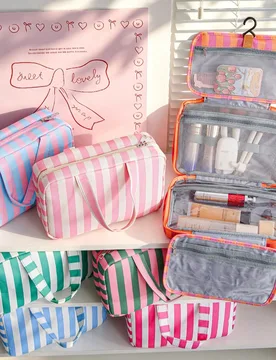 Bolsa de Aseo y Maquillaje Multifuncional Plegable de 4 Capas, Organizador de Cosméticos de Viaje de Gran Capacidad con Gancho, Bolsa de Aseo Portát - Shein - FashionsVida