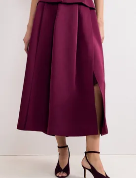Women's Sally Pleated Midi Skirt in Wine Size: 18 - Wine - Size: 18 - Phase Eight - FashionsVida