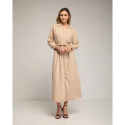 Vestido camisero de punto largo con bolsillos en el pecho y cinturon
