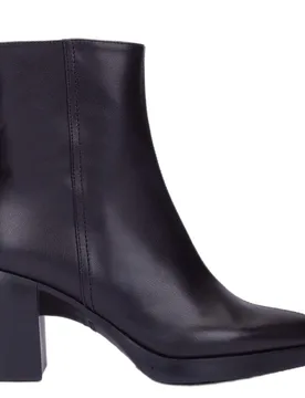 Bottines Vera 01 Black EU 39 - Wonders - FashionsVida
