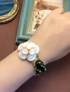 Western Antique Copper 18K Gold Plated Retro Flower Style Inlaid with White Mother of Pearl Bracelet for Women Simple Jewelry - Aliexpress - FashionsVida