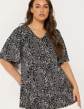 Women's Leopard Print Pleated Swing Top in Black Size: 20 - Black - Size: 20 - Yours - FashionsVida