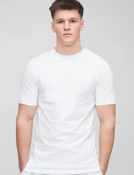 Herren Tall Basic Muscle Fit T-Shirt White Größe Medium - boohooMAN - FashionsVida
