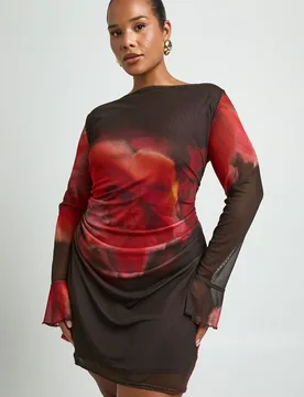 Womens Plus Large Floral Ruched Mini Shift Dress - Brown - Size 24 Uk - Boohoo - FashionsVida