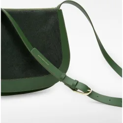 Bolso de hombro dorna de piel con asa regulable