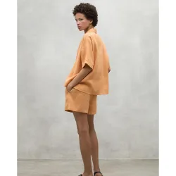 Short de mujer yera de lino con bolsillos franceses