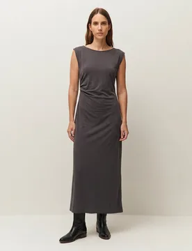 Vestido midi de tirantes y escote redondo - System Action - FashionsVida