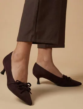 Women's Rita Faux Suede Double Bow Mary Jane Kitten Heel Court Shoes in Chocolate Size: 3 - Chocolate - Size: 3 - OASIS - FashionsVida