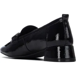 Mocasín de mujer de punta fina