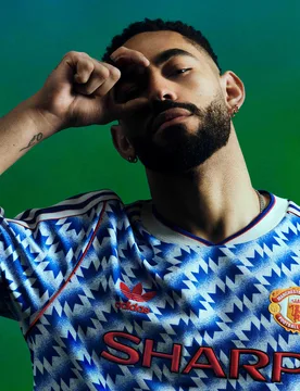Manchester United x Bringback 90/92 Away Jersey Blue L - Adidas - FashionsVida