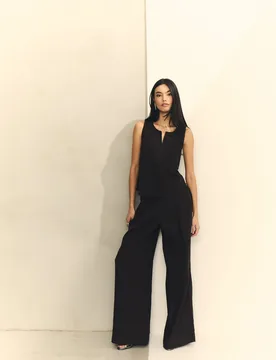 Pantalón de mujer ancho con pliegues - Hannibal Laguna Collection - FashionsVida