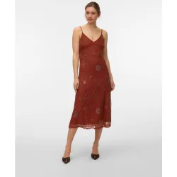 Vestido largo con diseño en relieve